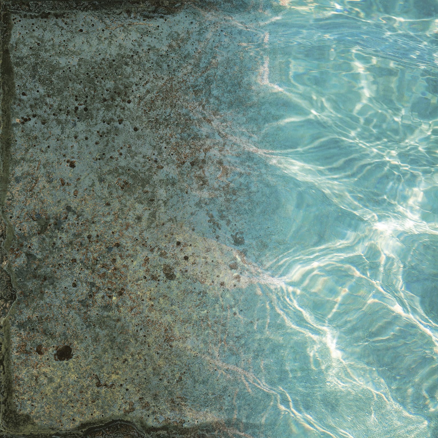 color-agua-piscina-tropic-turqueta-ceramica-mayor